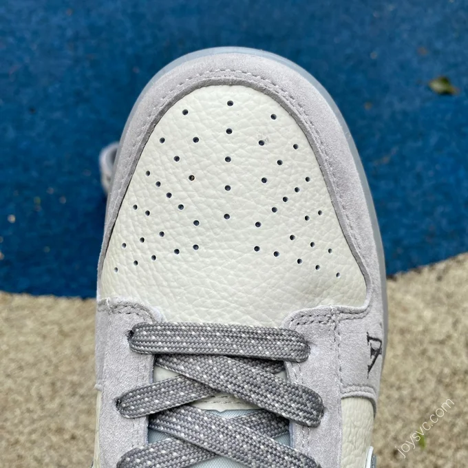 Nike Dunk x Louis Vuitton White Grey CR8033-502