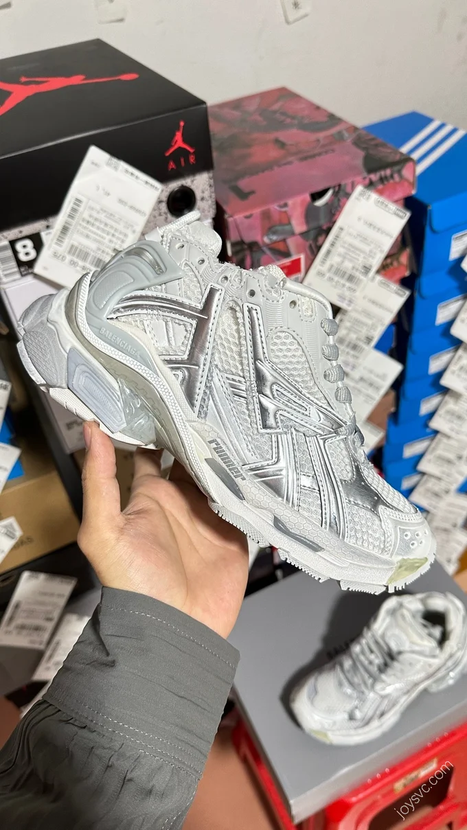 Balenciaga Runner 7.0 Silver White