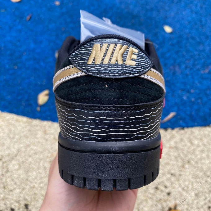 Nike Dunk Low x Supreme Black Gold XD6188-025