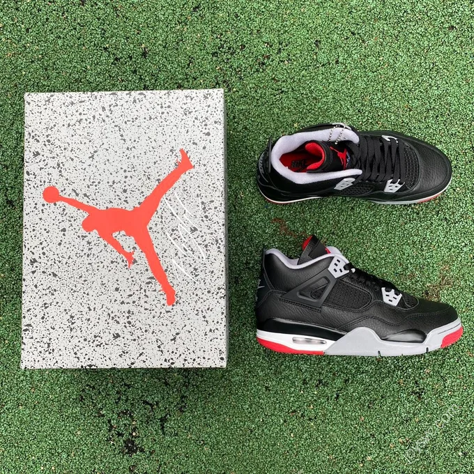 Air Jordan 4 Retro 