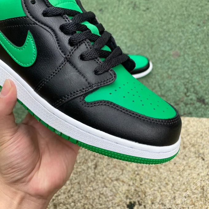 Air Jordan 1 Low 