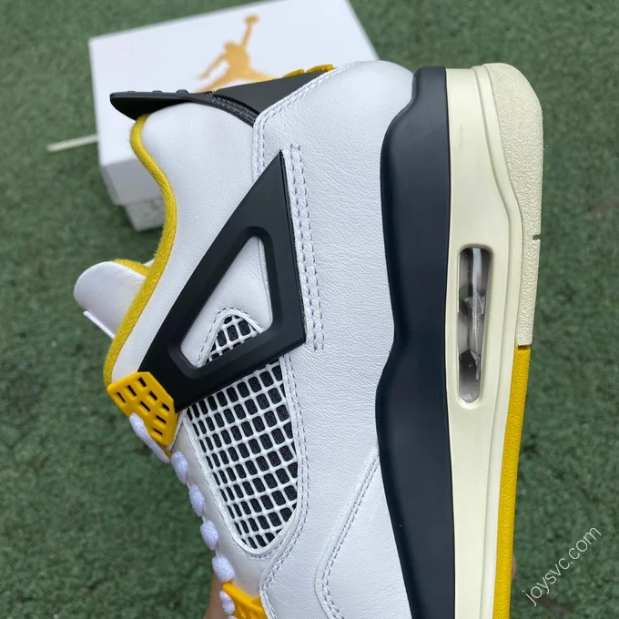 Air Jordan 4 