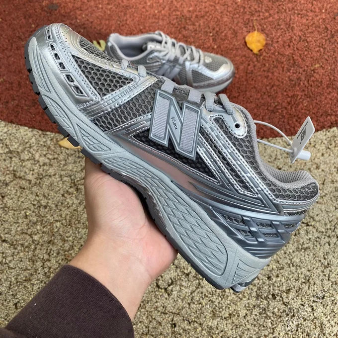 New Balance 1906R Grey Silver M1906REH
