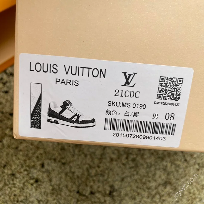 LOUIS VUITTON Trainer Black White