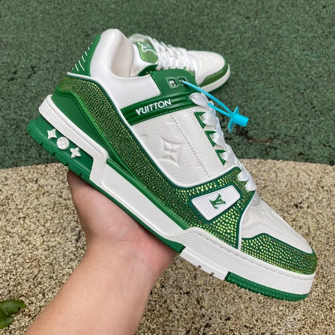 LOUIS VUITTON Trainer White Green