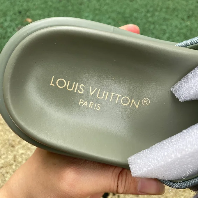 LOUIS VUITTON Slides Blue Green