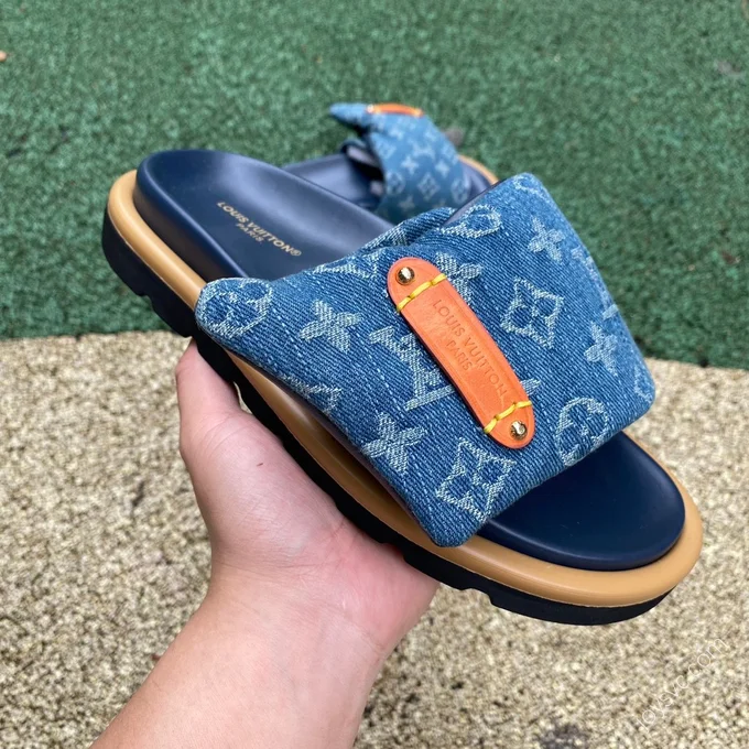 LOUIS VUITTON Slides Blue Denim