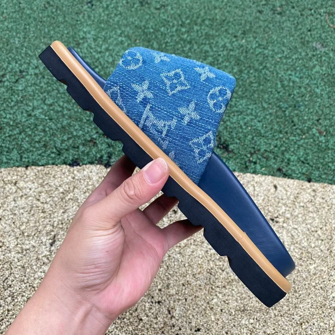 LOUIS VUITTON Slides Blue Denim