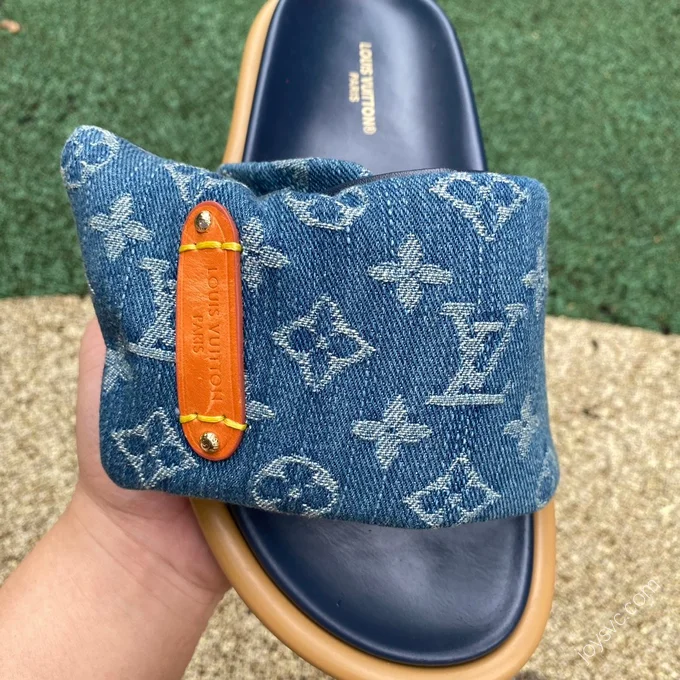 LOUIS VUITTON Slides Blue Denim