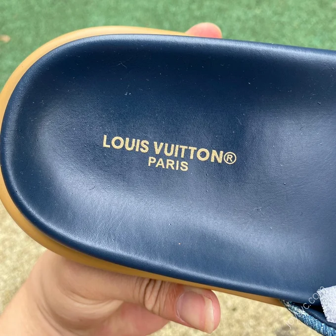 LOUIS VUITTON Slides Blue Denim