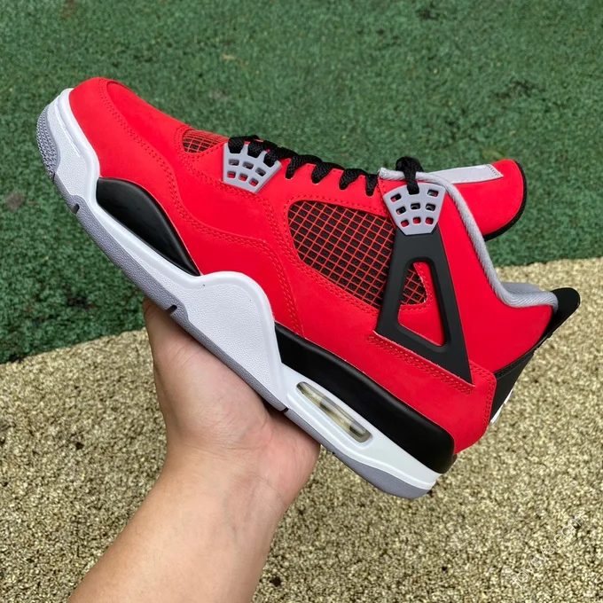 Air Jordan 4 