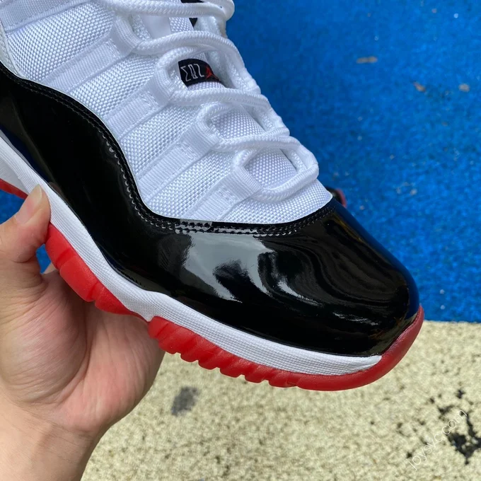 Air Jordan 11 Retro 