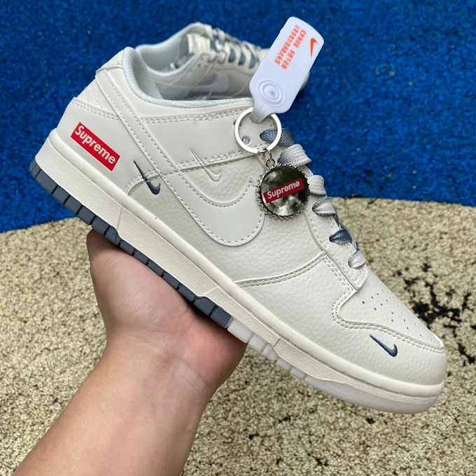 Nike Dunk Low x Supreme Beige Blue BB8675-105