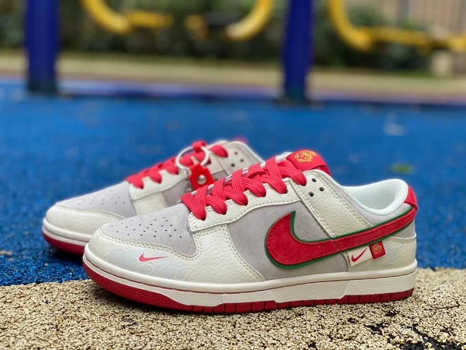 Nike Dunk Low 