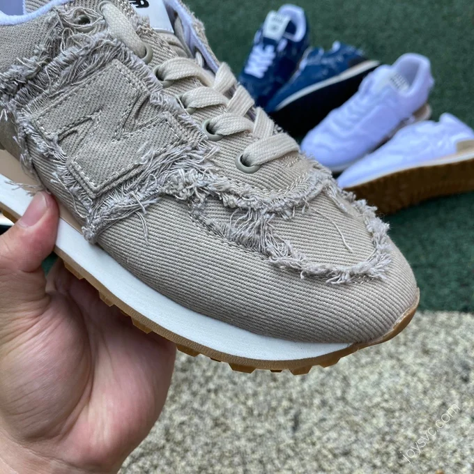 New Balance x MIU MIU 574 Beige