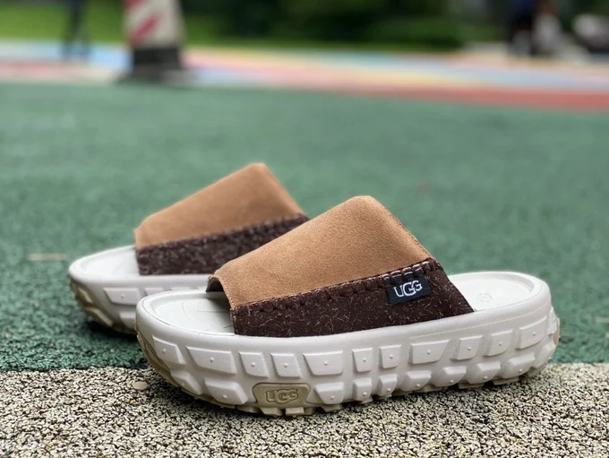 UGG Beige Brown Slides