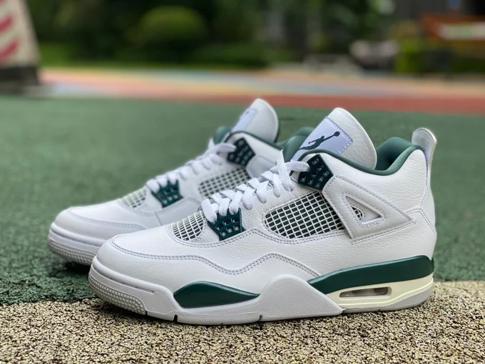 Air Jordan 4 