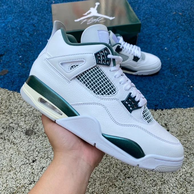 Air Jordan 4 