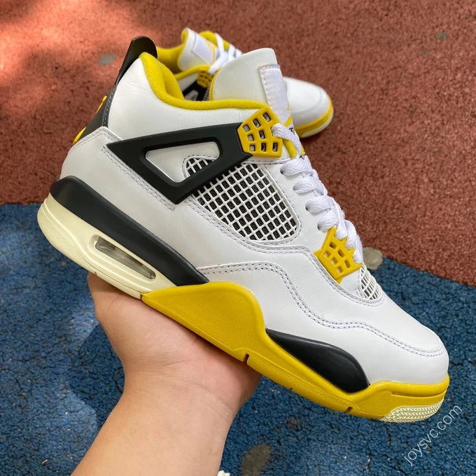 Air Jordan 4 