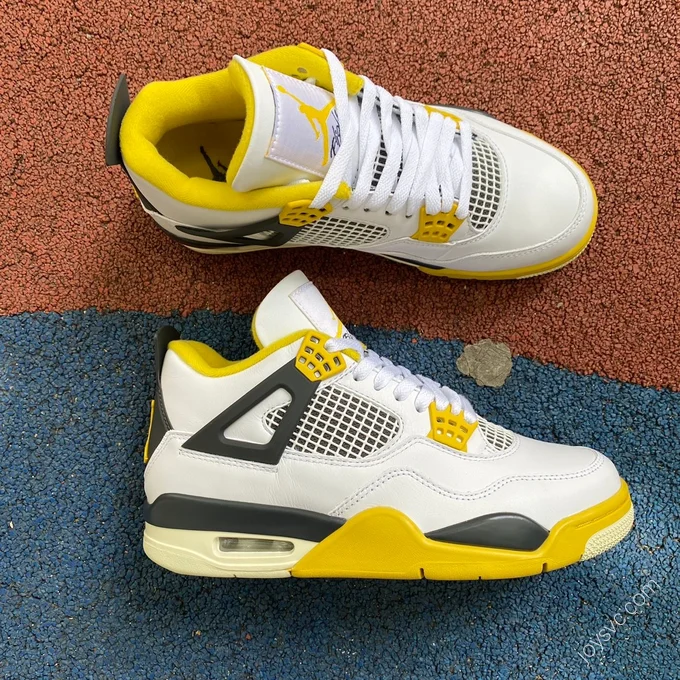 Air Jordan 4 