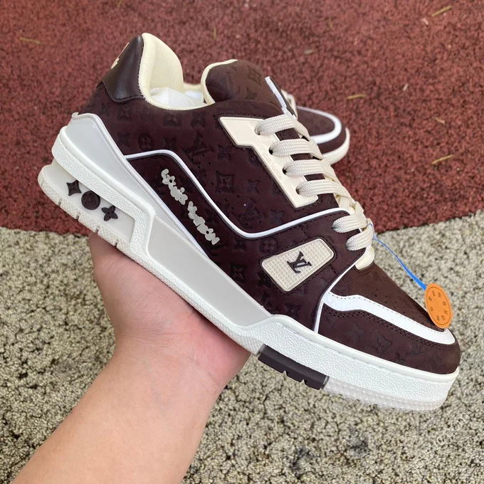 LOUIS VUITTON Trainer Brown