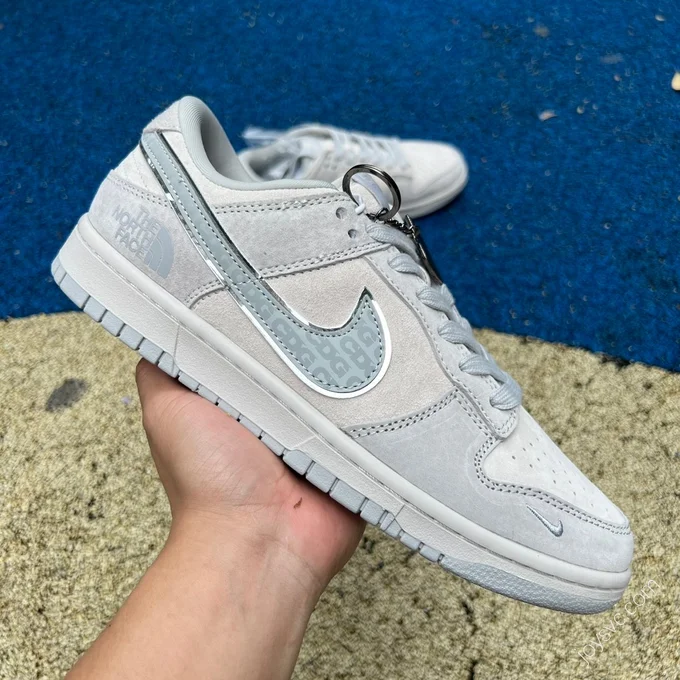 Nike Dunk x The North Face Grey DQ1098-338