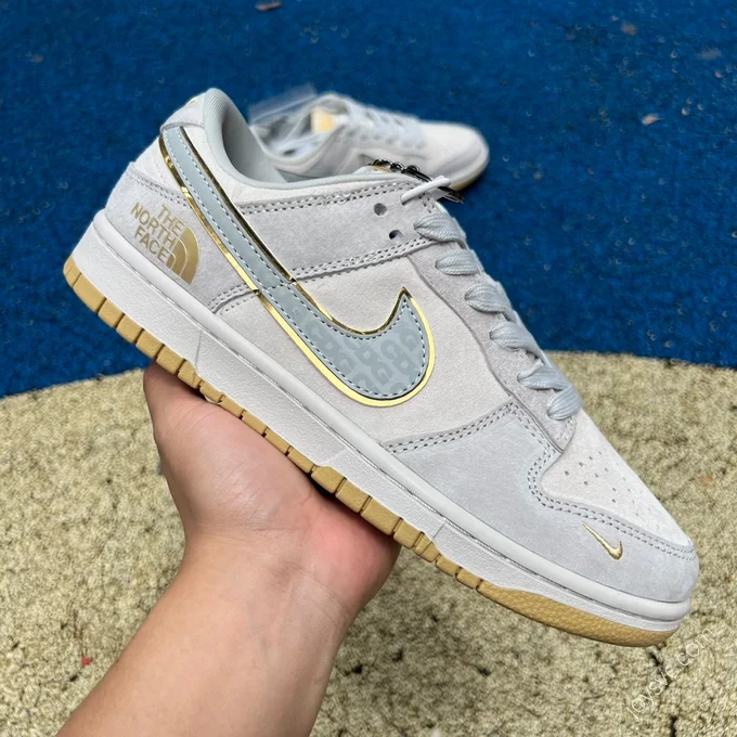 Nike Dunk x The North Face Grey Gold DQ1098-337