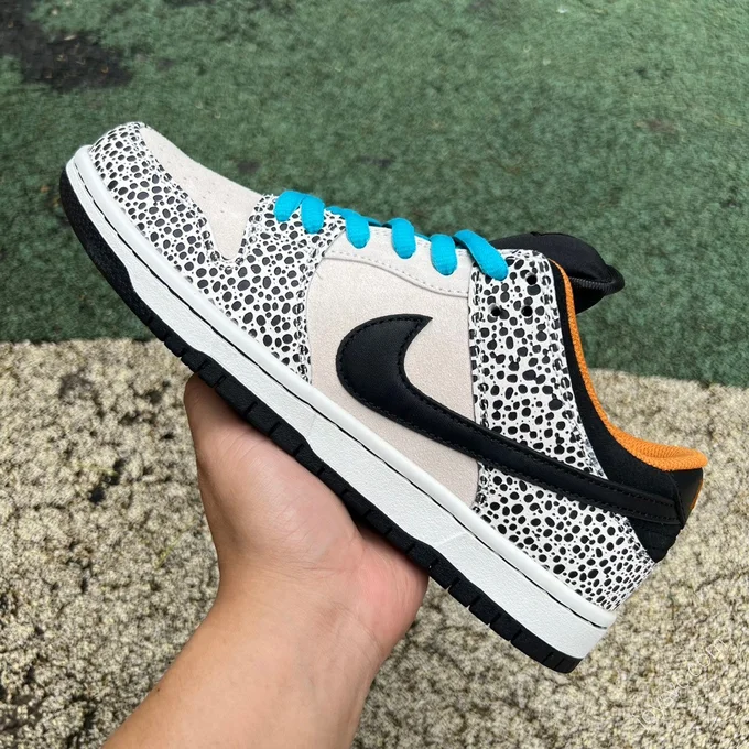 Nike SB Dunk Low 