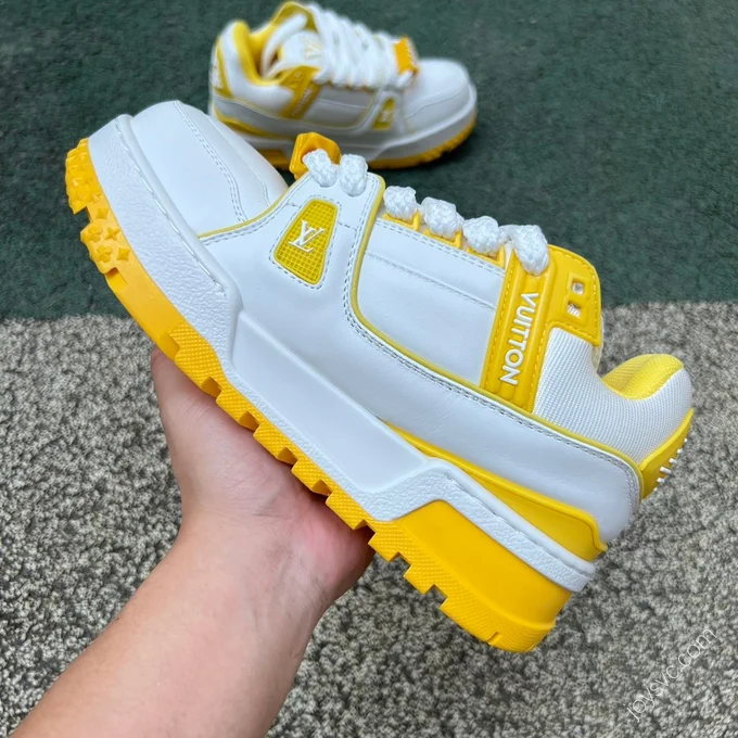 LOUIS VUITTON Trainer Maxi White Yellow