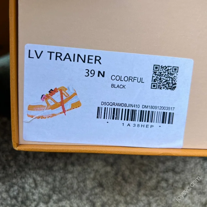 LOUIS VUITTON Trainer Maxi White Orange