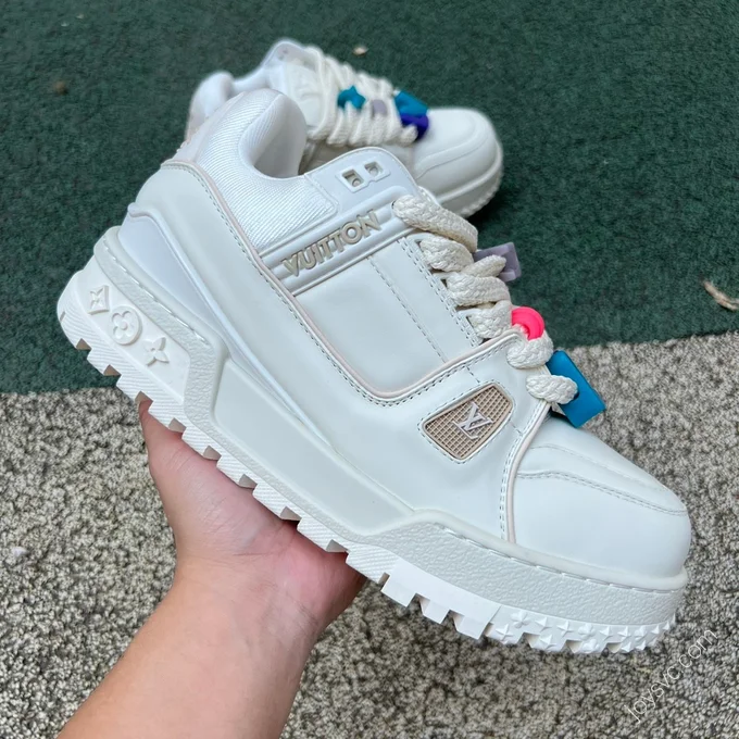 LOUIS VUITTON Trainer Maxi White