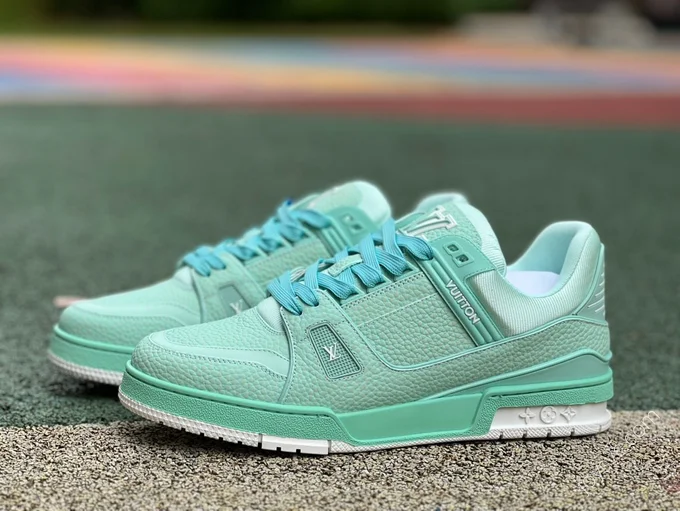 LOUIS VUITTON Trainer Mint Green