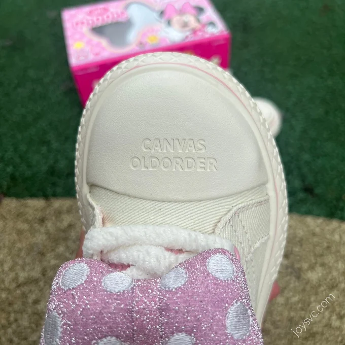 Disney x OLD ORDER x Converse Pink White