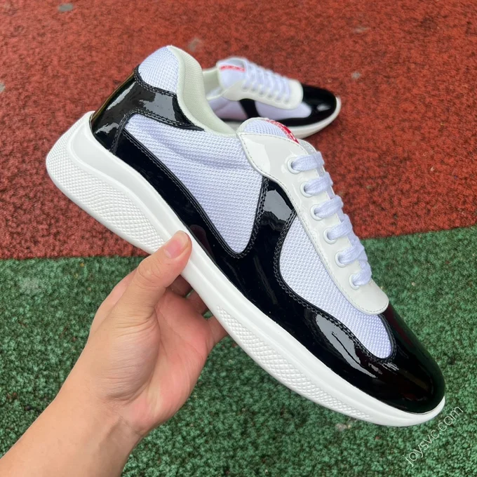 Prada Black White