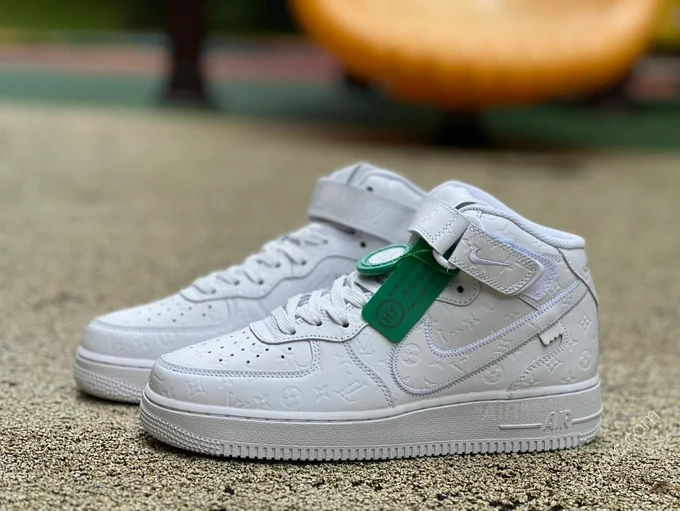 Nike Air Force 1 x LV White