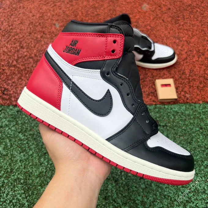 Air Jordan 1 High OG 