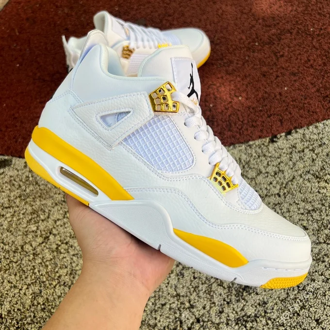 Air Jordan 4 