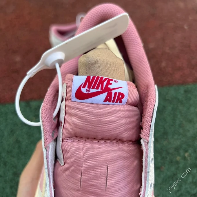 Travis Scott x Air Jordan 1 Low Pink White Sneakers DM7886-600