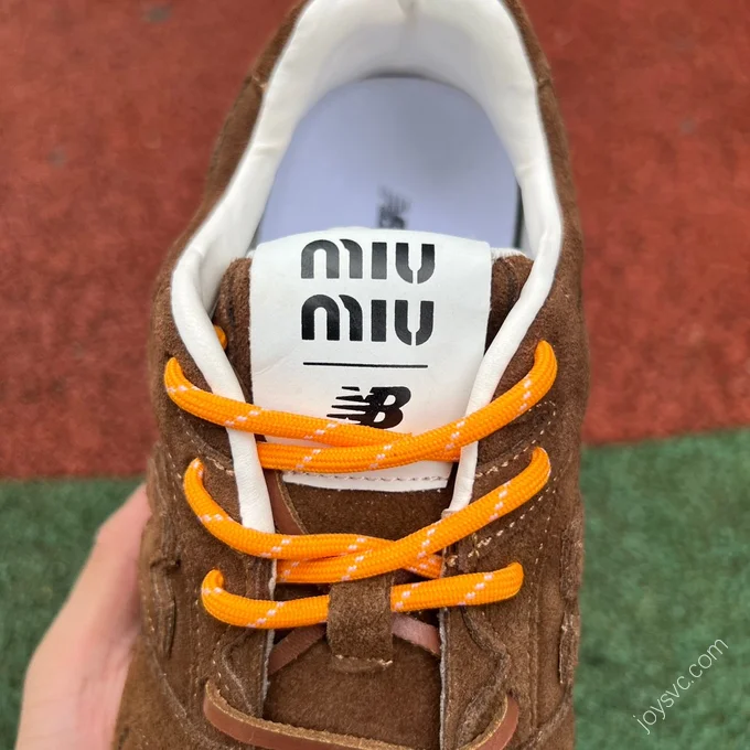 New Balance x MIU MIU 530 Brown