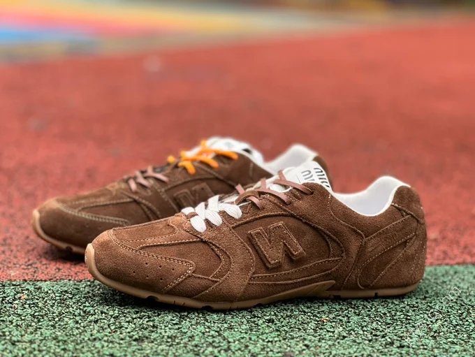 New Balance x MIU MIU 530 Brown