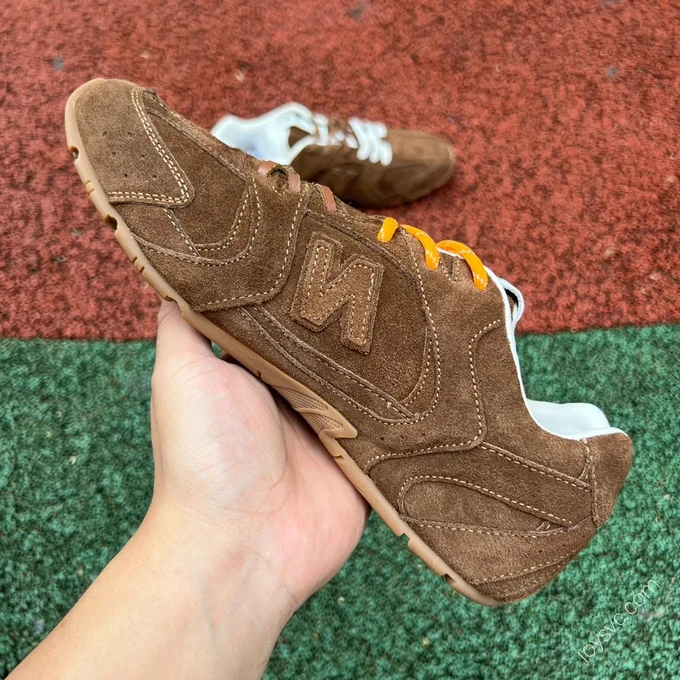 New Balance x MIU MIU 530 Brown