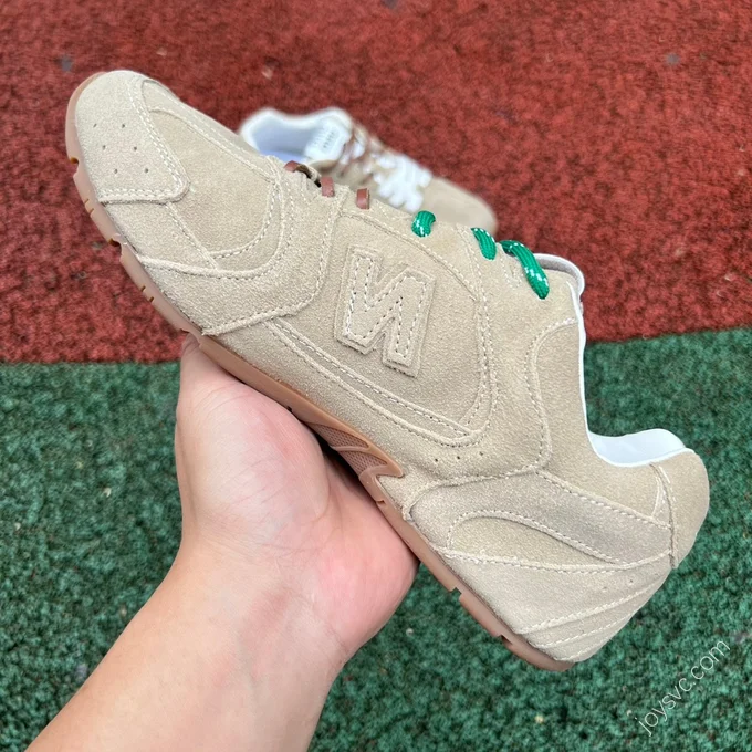 New Balance x MIU MIU 530 Beige