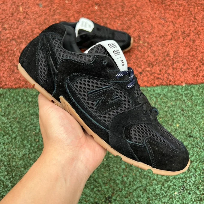 New Balance x MIU MIU 530 Black