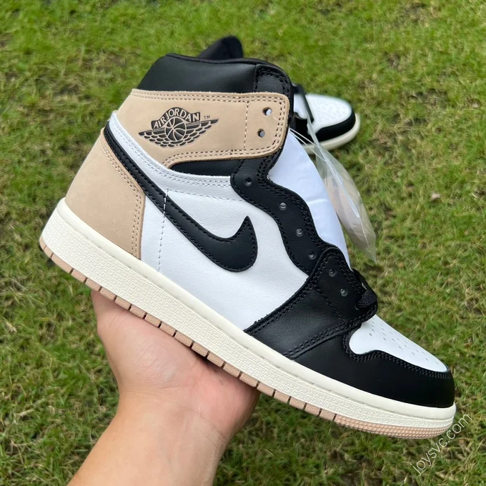 Air Jordan 1 High OG Brown Black White Sneakers FD2596-021