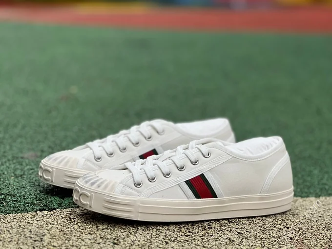 GUCCI Canvas Shoes Beige