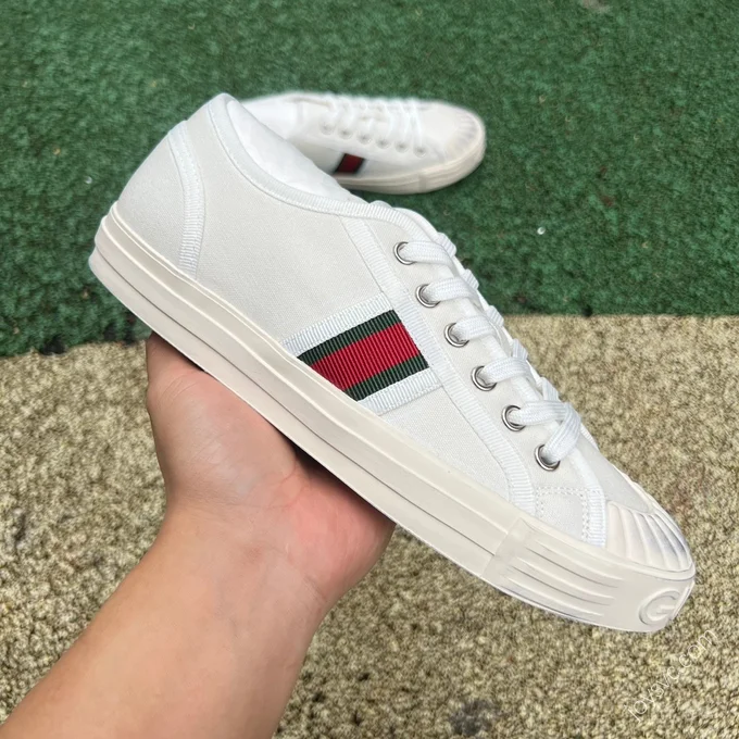 GUCCI Canvas Shoes Beige