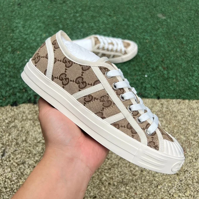 GUCCI Canvas Shoes Beige Brown