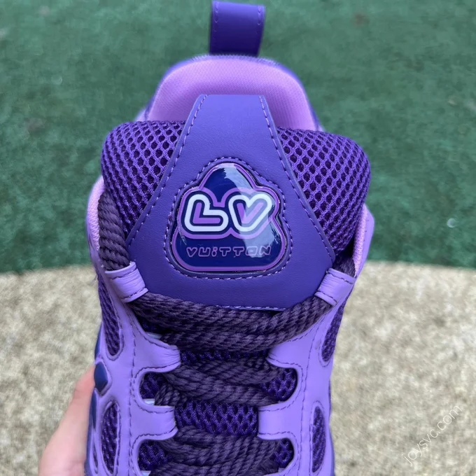 LOUIS VUITTON Skate Purple