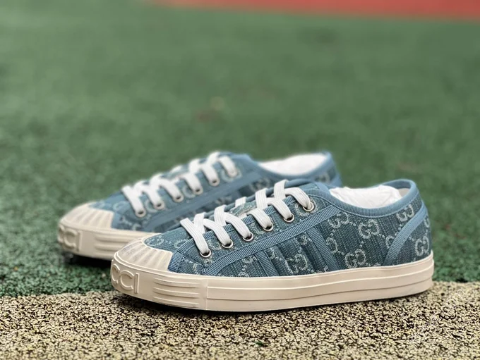 GUCCI Canvas Shoes Blue