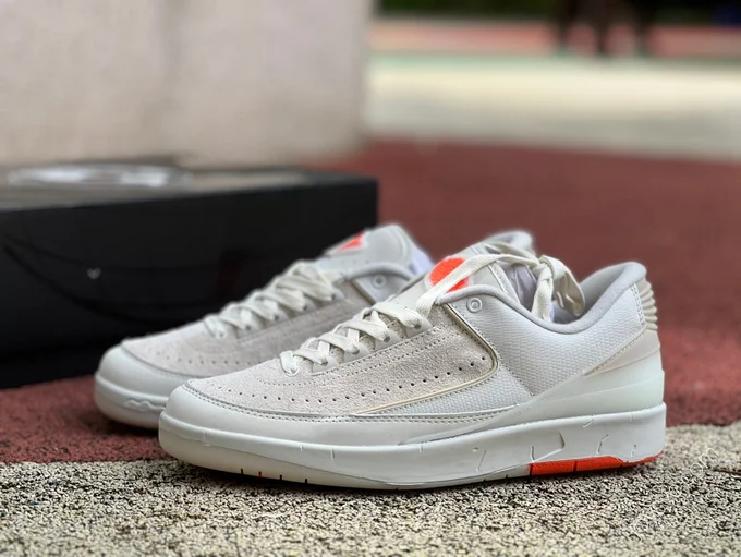 Air Jordan 2 Retro Low Beige Orange Low-Top Sneaker DV7128-110